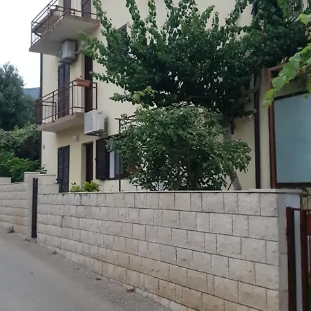 Apartment Sonja M *